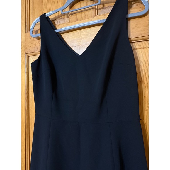 Liz Claiborne Black V Neck Sleeveless Sheath Dress Size 12 - Picture 2 of 5